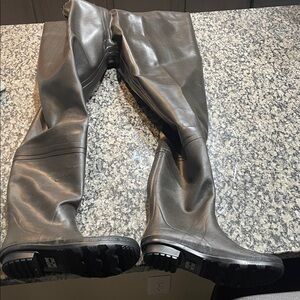 Magellan Outdoors Black Waders